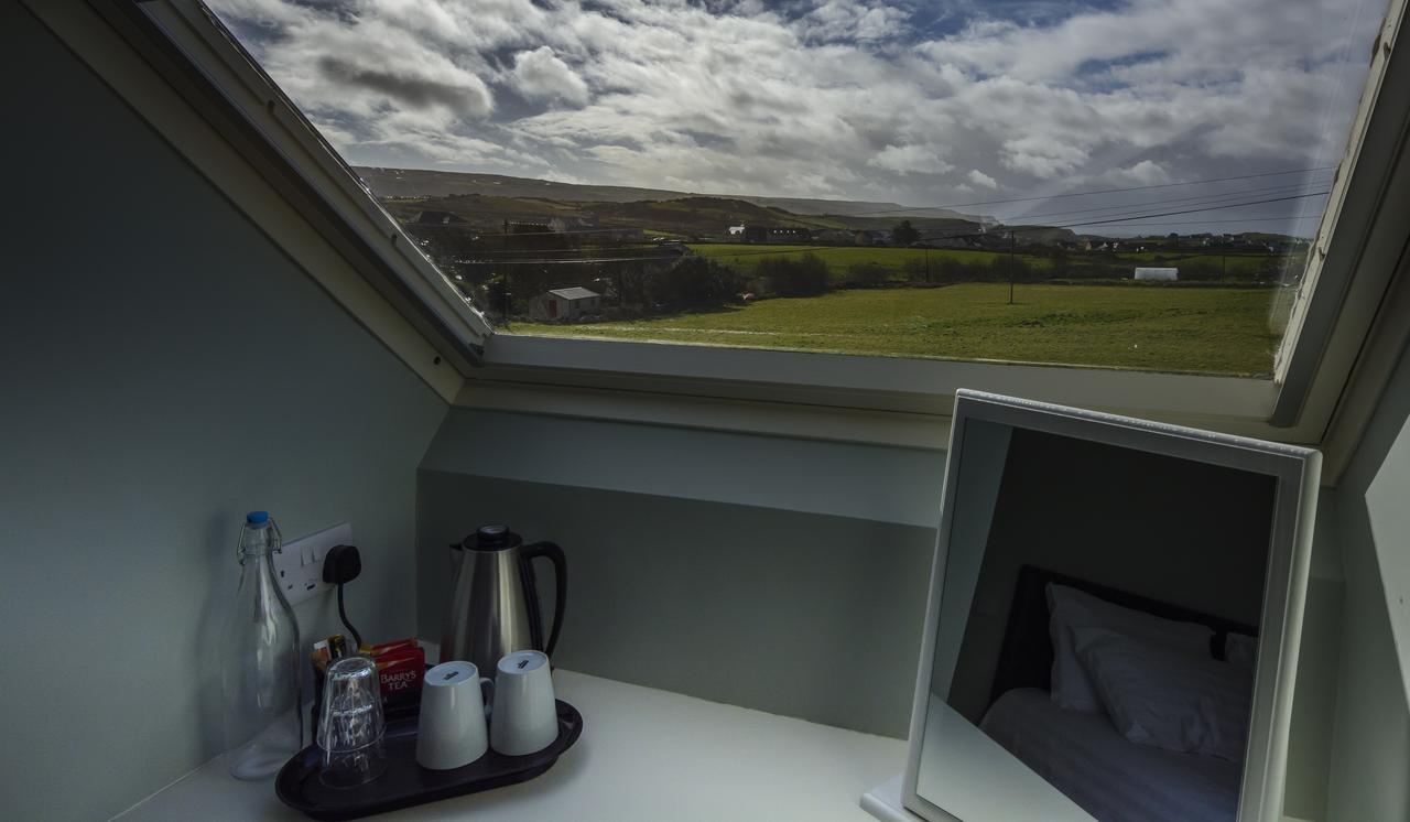 The Pipers Rest Hotel Doolin Bagian luar foto