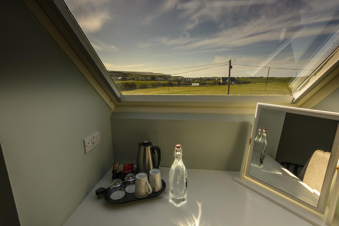 The Pipers Rest Hotel Doolin Bagian luar foto